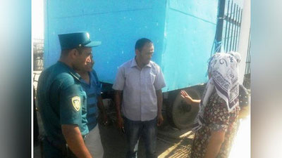 'Namanganda IIB xodimi o`zini cho`ktirmoqchi bo`lgan ayolni qo`tqardi'ning rasmi