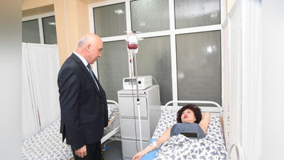 Изрображение 'Министр здравоохранения посетовал на нехватку доноров в Узбекистане'