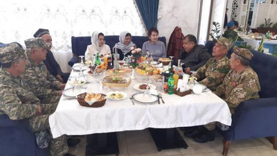 Изрображение 'Хоким Андижанской области вручил ветеранам афганской войны по 1 млн сумов'