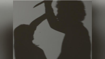 Изрображение 'В Чиназе мужчина убил жену и нанес себе в живот 4 удара ножом'