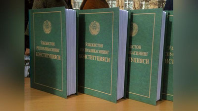 '"O`zbekiston Respublikasining Konstitusiyasiga o`zgartishlar kiritish to`g`risida"gi qonun matni e`lon qilindi. Nimalar o`zgarmoqda?'ning rasmi