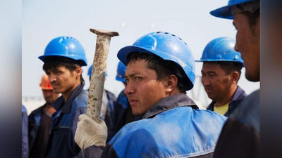 Изрображение 'Генконсульство в Петербурге провело проверку по факту обращения узбекских мигрантов'