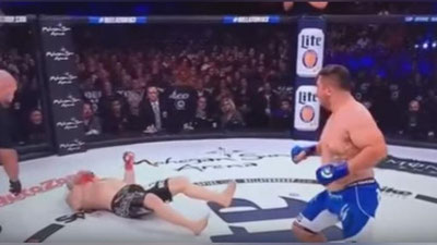 Изрображение 'ТЯЖЕЛОВЕС ИЗ США РАСПРАВИЛСЯ С СОПЕРНИКОМ НА РИНГЕ ЗА 16 СЕКУНД (ВИДЕО)'