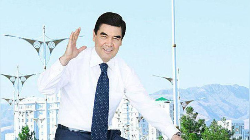 'Turkmaniston prezidenti hukumat yig`ilishiga velosipedda keldi 'ning rasmi