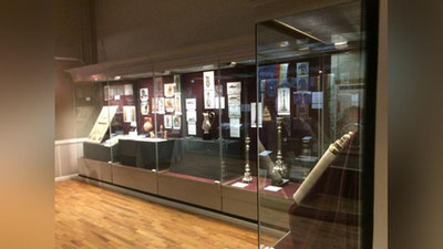 'Sankt-Peterburgda Buxoro amirining qimmatbaho zarbof to`ni namoyish etiladi'ning rasmi