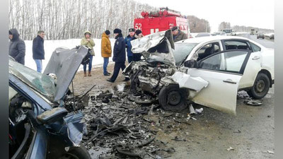 Изрображение 'В КРУПНОЙ АВАРИИ ПОД САРАТОВОМ СНОВА ПОГИБЛИ ГРАЖДАНЕ УЗБЕКИСТАНА'