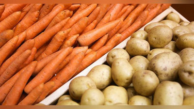 Изрображение 'Госкомстат изучил на рынках цены на основные продукты питания'