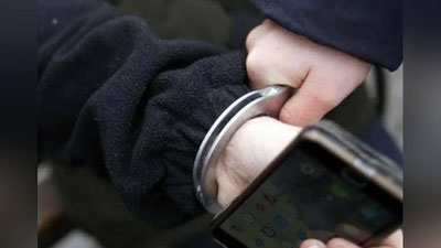 Изрображение 'В Ташкенте на скамье подсудимых оказались двое мужчин, забравшие телефон у ребенка'