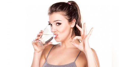 Изрображение 'СКОЛЬКО ЖИДКОСТИ НУЖНО ОРГАНИЗМУ?'