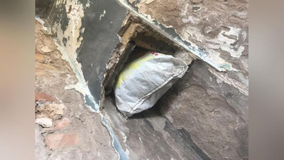 'Bojxonachilar 3,7 kg marixuananing yashirincha saqlanayotganligini fosh qilishdi'ning rasmi