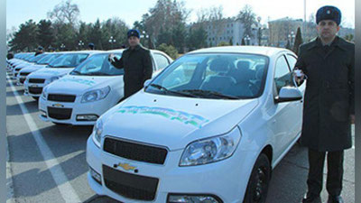 'Самарқандлик мудофаачиларга хизмат автомашиналари топширилди'ning rasmi