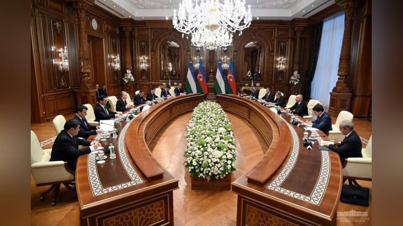 'Шавкат Мирзиёев Озарбайжон президенти билан кимё ва нефть-газ саноати, автомобилсозлик каби соҳалардаги муҳим масалалар муҳокама қилди'ning rasmi