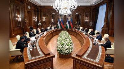 'Shavkat Mirziyoev Ozarbayjon prezidenti bilan kimyo va neft-gaz sanoati, avtomobilsozlik kabi sohalardagi muhim masalalar muhokama qildi'ning rasmi