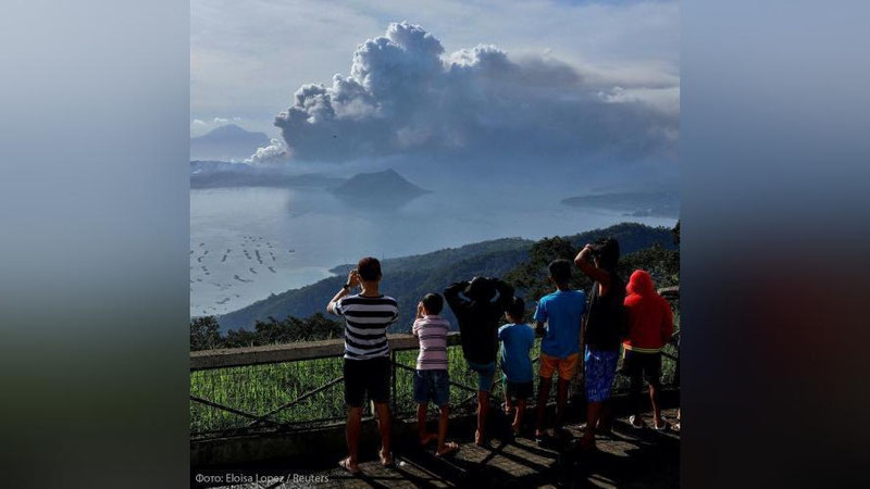 'Filippindagi Taal vulqoni uyg`onmoqda (foto)'ning rasmi
