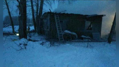 Изрображение 'Тела погибших при пожаре в Томской области доставили на ДНК-экспертизу'