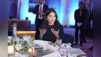 'Saida Mirziyoeva Dubayda Tereza Mey, Ivanka Tramp va boshqalar bilan kechki ovqat vaqtida ayollar forumi ishini muhokama qildi (foto)'ning rasmi