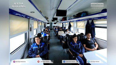 Изрображение 'Андижанские строители прибыли в Сырдарьинскую область'