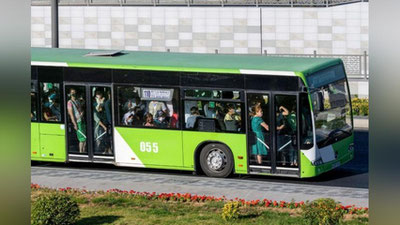 Изрображение 'Спецкомиссия поручила принять меры в связи с переполненными автобусами'