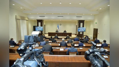 'Oliy Majlis Senatining to`qqizinchi yalpi majlisi o`z ishini boshladi'ning rasmi