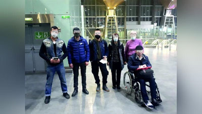 'Rossiyada qiyin ahvolda qolgan 17 nafar yurtdoshimiz O`zbekistonga olib kelindi'ning rasmi