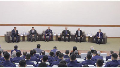 'Konstitusiya — mamlakat taraqqiyotining huquqiy kafolati'ning rasmi