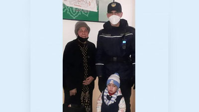 'Toshkentning “Eski Juva” gilam bozori yonida yig`lab yurgan bolakayning yaqinlari topildi'ning rasmi