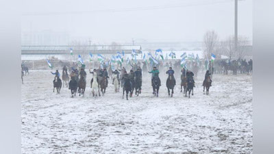 'Namanganda hosil bayramiga bag`ishlangan uloq-ko`pkari bo`lib o`tdi'ning rasmi