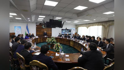 'Qars ikki qo`ldan: endi navbat sudyalar va sud xodimlariga...'ning rasmi