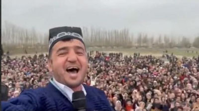 '«Assalom, virus» – Shahrixonda bayram tadbiri vaqtida ijtimoiy masofani saqlash ustidan nazorat o`rnatilmadi'ning rasmi