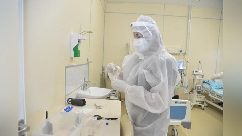 'To`liq bosqichda emlangan insonda koronavirus yuqsa ham engil o`tadi — mutaxassis'ning rasmi