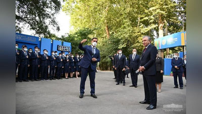 Изрображение 'Президент Узбекистана посетил Форум молодежи и студентов в Ботаническом саду (фото)'