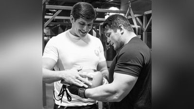 'Mening qalbimda sen mardlik va qat`iyatlik namunasi bo`lib abadiy qolasan — Otabek Umarov Murod Xonto`raev haqida'ning rasmi