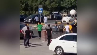 'Qashqadaryoda ko`cha o`rtasida katta janjal bo`ldi (Video)'ning rasmi