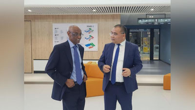 'Jahon Fanlar akademiyasi prezidenti Innovasion rivojlanish vazirligiga tashrif buyurdi'ning rasmi