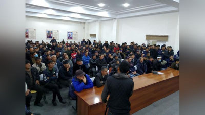 'Сурхондарёда Россияда ишлашни хоҳловчилар учун танлов ўтказилмоқда'ning rasmi