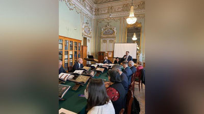 Изрображение 'Видео: репортаж о Навоийских чтениях в Санкт-Петербурге'