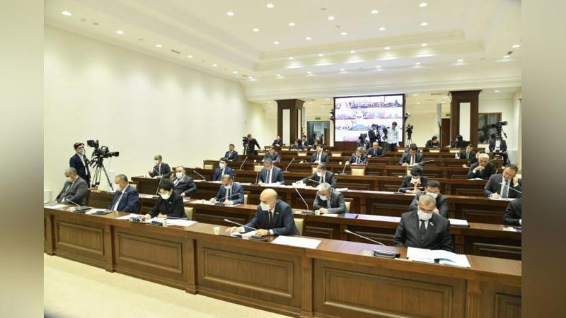 Изрображение 'Сенаторы одобрили увеличение расходов Госбюджета в 2021 году'