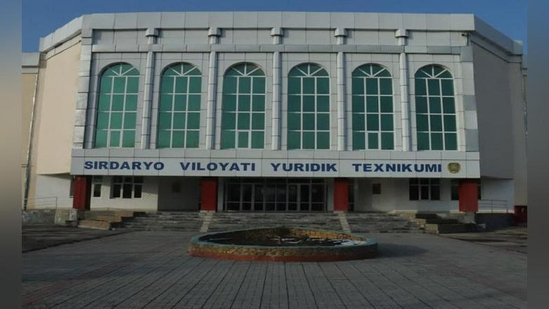 'Сирдарё вилояти юридик техникуми ўқувчилари Вазирлар Маҳкамасига мурожаат йўллади'ning rasmi