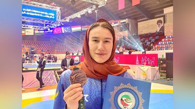 'Ўзбекистонлик таэквондочи қизлар халқаро мусобақада учта олтин медалга эга бўлишди'ning rasmi