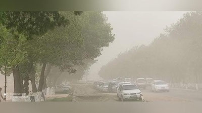 Изрображение 'Сильный ветер поднял пыль в Яккабагском районе Кашкадарьи'