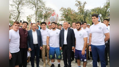 '“Shanxay Hamkorlik Tashkilotining sport elchilari” xalqaro tadbiri doirasida fleshmob va mahorat saboqlari tashkil etildi(foto)'ning rasmi