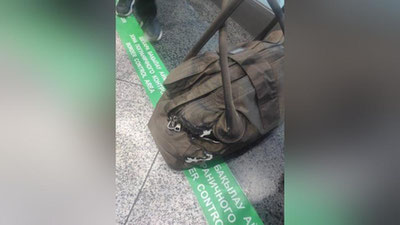 Изрображение 'У одного из пассажиров в аэропорту Алматы загорелся пауэрбанк (видео)'