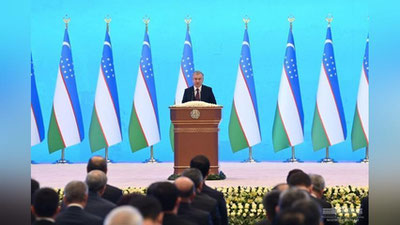 Изрображение 'Президент рассказал о планируемом сокращении чиновничьего аппарата'