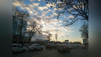 Изрображение 'Узбекистанцев ожидают теплые выходные перед сильными морозами'