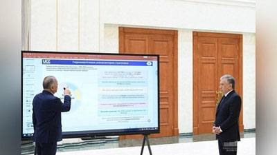 'Shavkat Mirziyoev gidroenergetika tarmog`idagi rejalar taqdimoti bilan tanishdi'ning rasmi