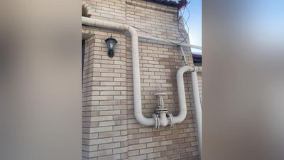 Изрображение 'Жителей Ташкента попросили самовольно не поворачивать краны давления газа возле домов'