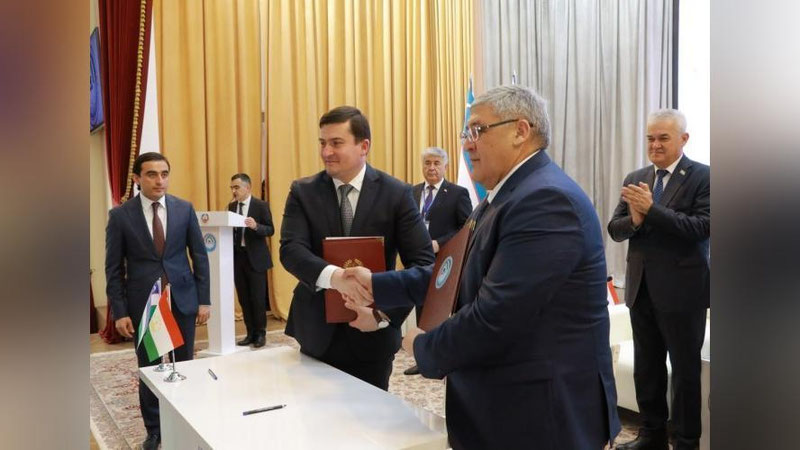 Изрображение 'В Душанбе проходит первый узбекско-таджикский форум ректоров'