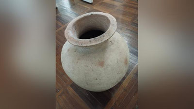 Изрображение 'На археологическом памятнике "Токай-тепа" нашли полностью уцелевший кувшин'