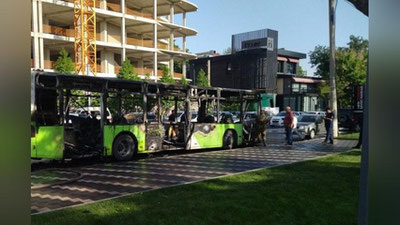 Изрображение 'В Ташкенте сгорел пассажирский автобус (видео)'