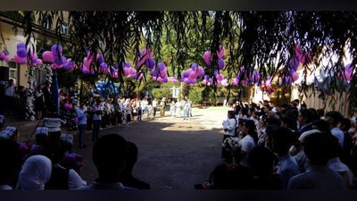 Изрображение 'В школах Ташкента прозвучал "Последний звонок"'